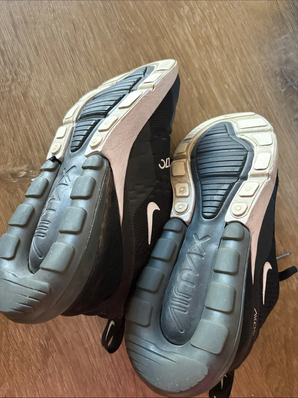 Nike Black & White Air Max 270 Sneakers
